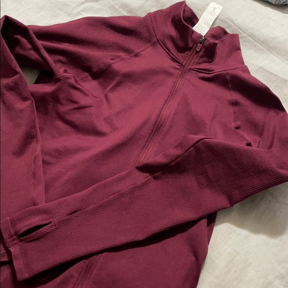 Fabletics zip up - Picture 4 of 4